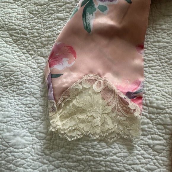 Vintage Victoria's Secret satin floral pajama set NWT size S - Picture 6 of 11